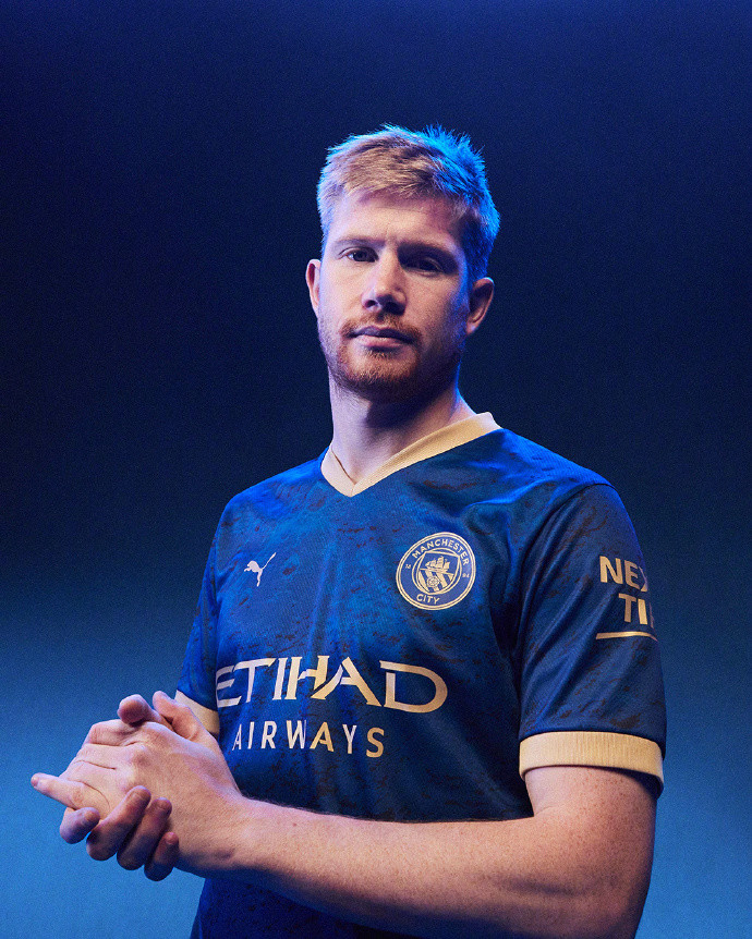 斯帕莱蒂：我执教意大利队是自作自受，但需要帮助我义不容辞（斯帕莱蒂：执教意大利是我自选之路，但需要帮助时我当仁不让）