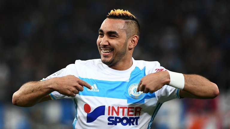 自称海牛翻译的用户：海牛不欠兰克尔-泽工资，还给他预支钱