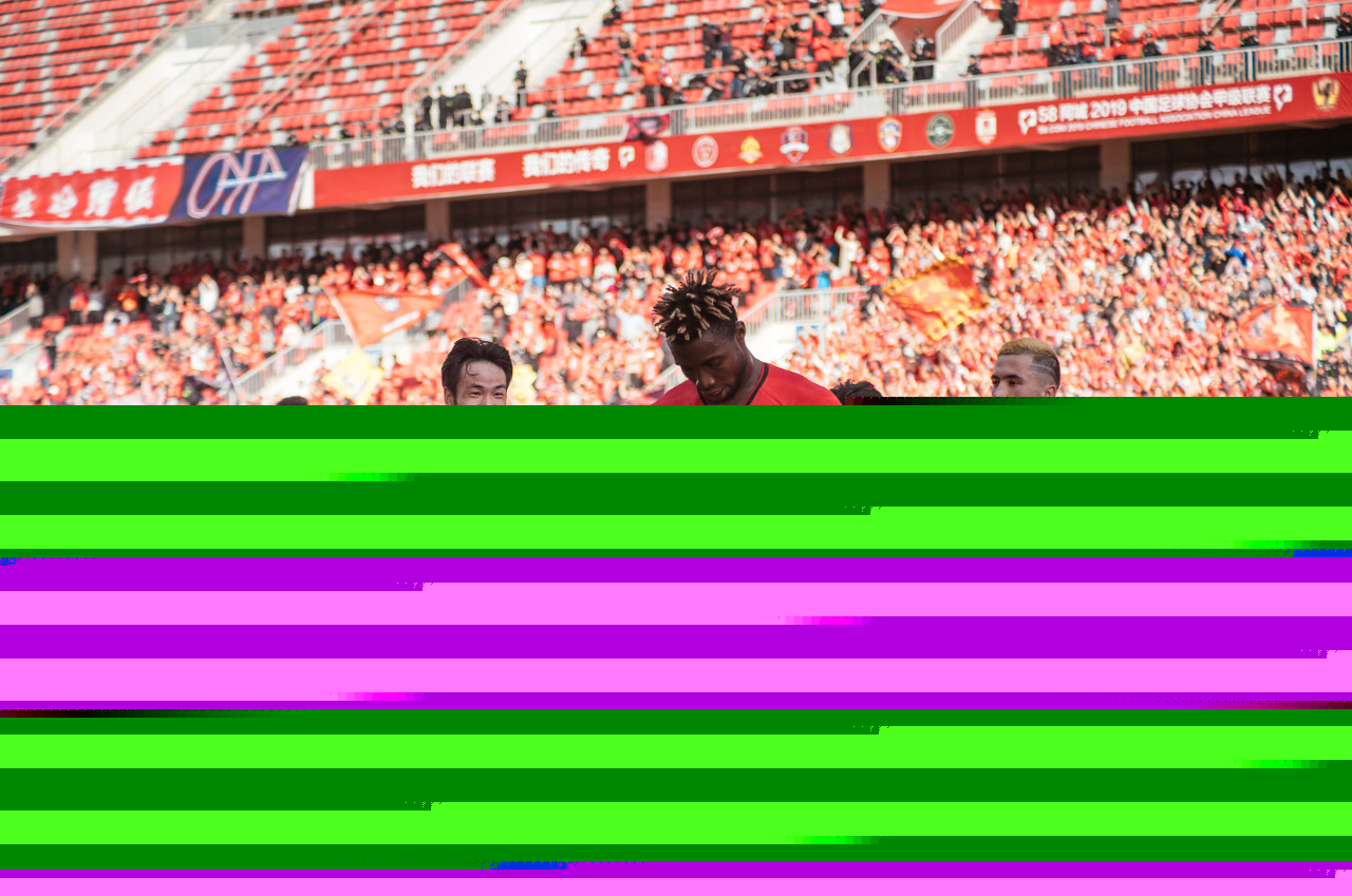 中超三连冠！海港客场1-0英博，加布里埃尔制胜球+进球被吹