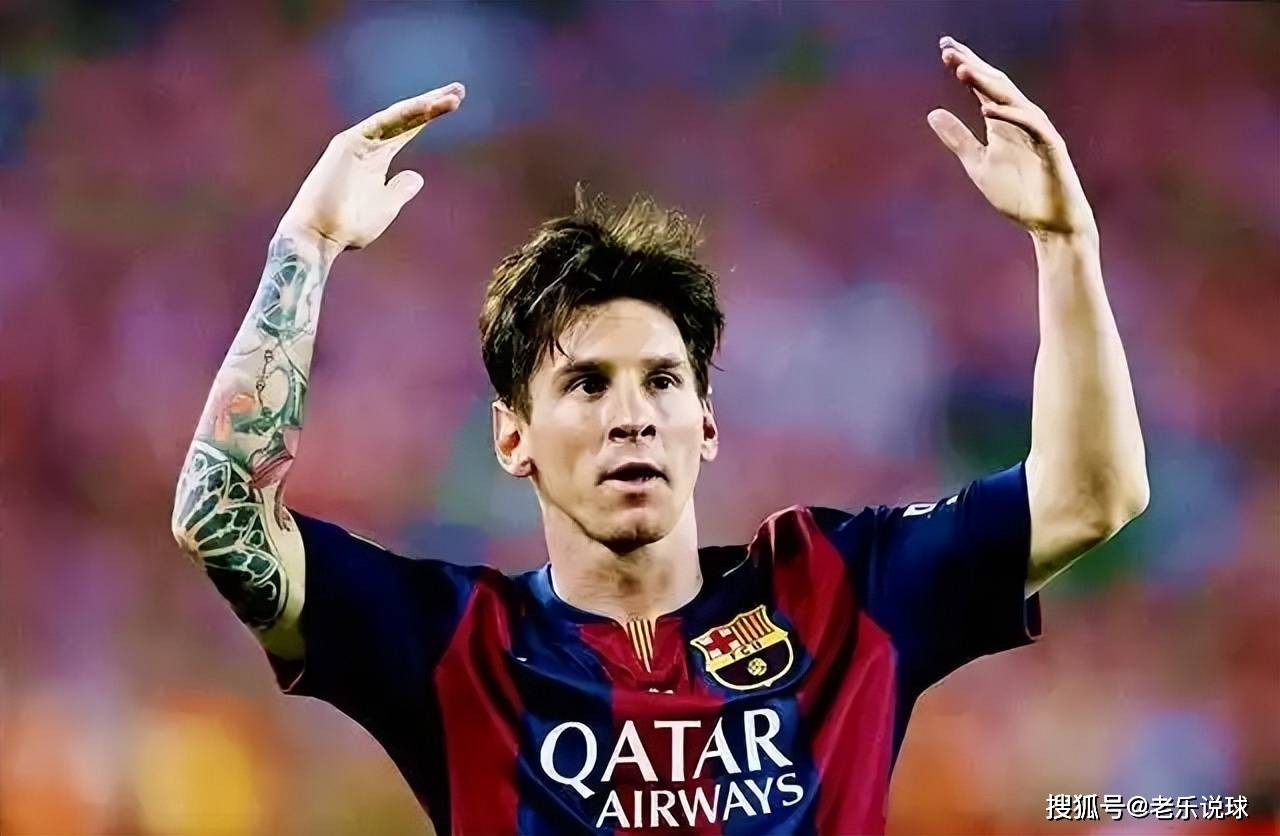 詹姆斯关键时刻连拿10分创赛季新高，头戴皇冠引球迷欢呼模仿