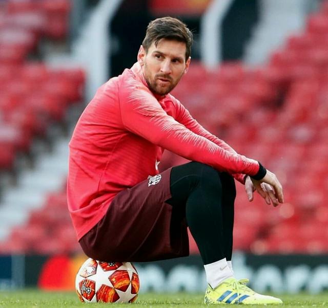 西蒙尼：阿尔马达表现非常出色，密集赛程给球队带来巨大压力（西蒙尼称赞阿尔马达表现亮眼，密集赛程令球队承受巨大压力）