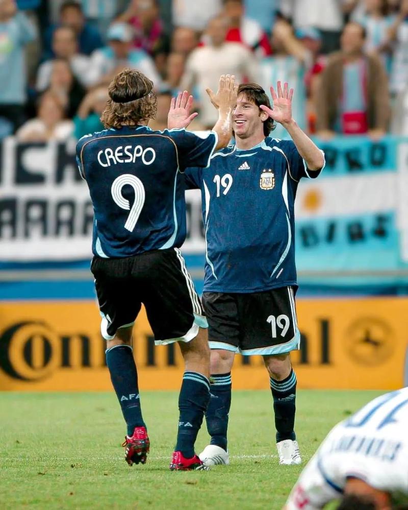 意甲第13轮裁判：科卢吹米兰vs拉齐奥，马萨吹罗马vs那不勒斯（意甲第13轮裁判安排：科卢执法米兰对拉齐奥，马萨主哨罗马战那不勒斯）