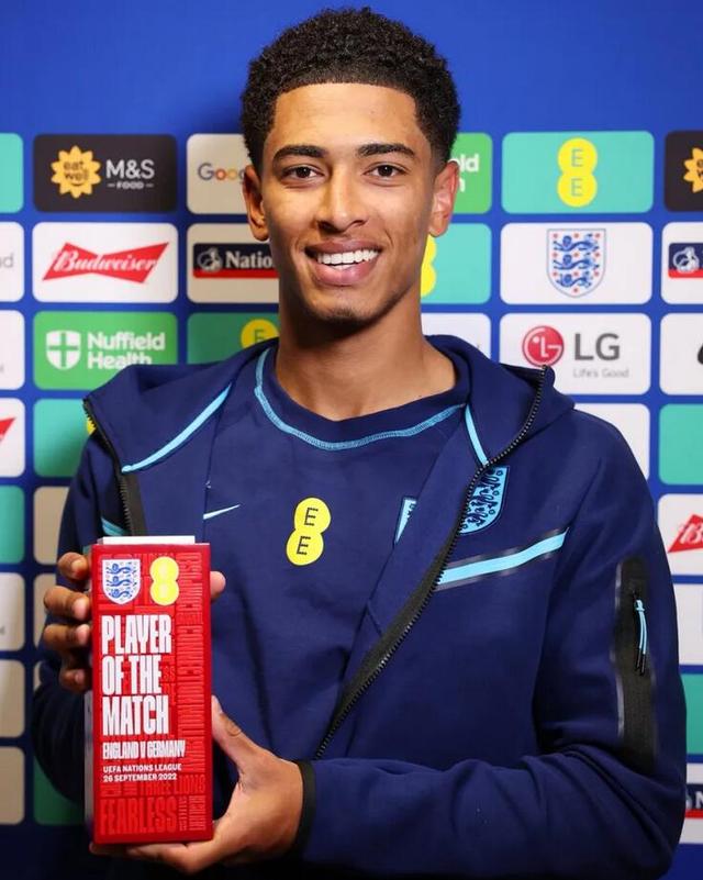 表现出彩！扎卡本场个人数据：1射门1进球，5次关键传球