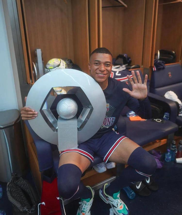 英超官方：巴恩斯、吉马良斯均不越位，纽卡进球有效判罚无误（英超官方确认：巴恩斯与吉马良斯未越位，纽卡进球判罚正确）