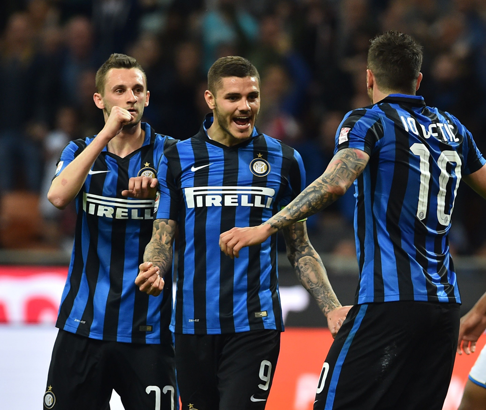 澳超战报：科斯格罗夫双响，九人奥克兰FC2-1惠灵顿凤凰