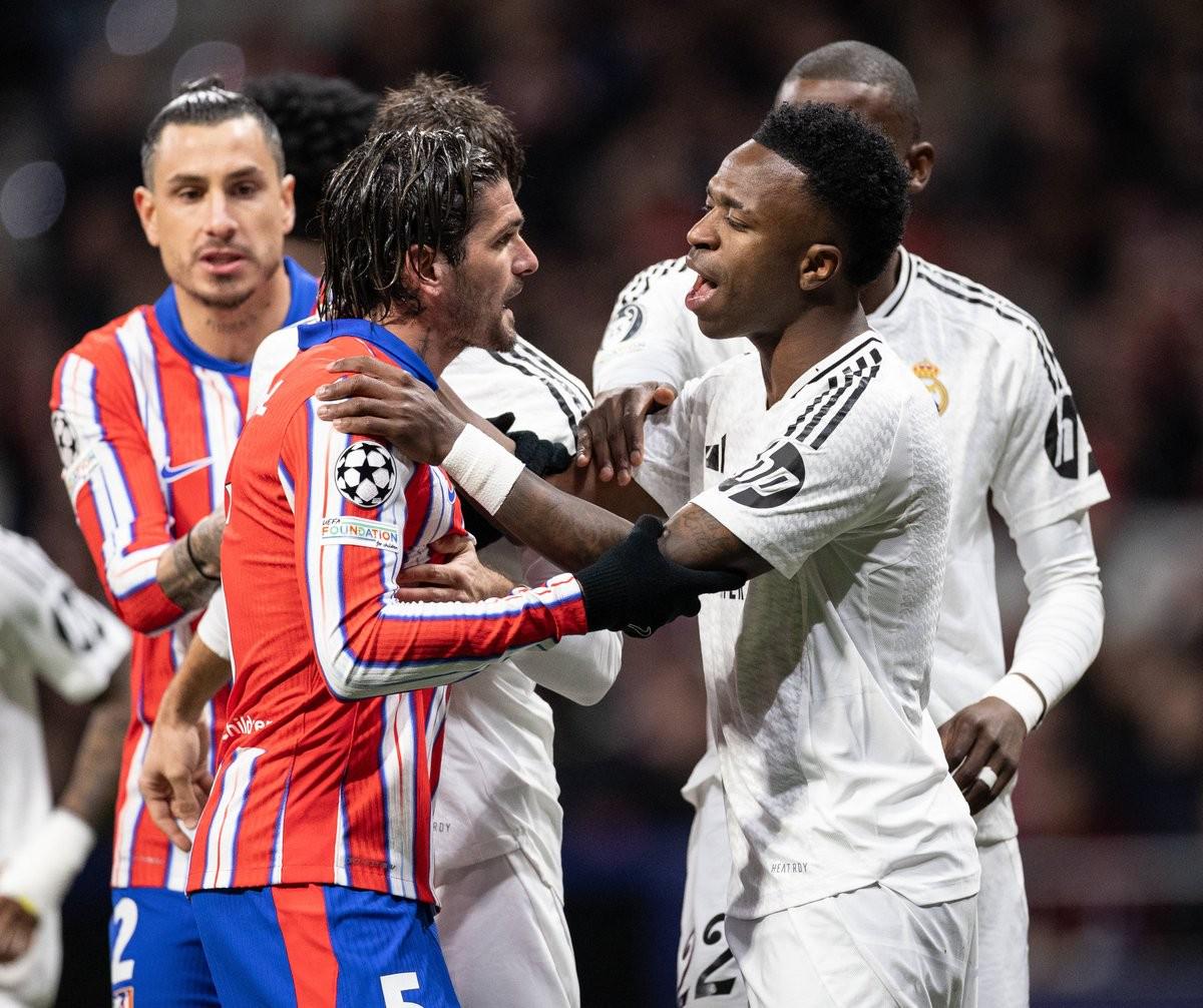 德甲60年头一遭！中国乒乓名将登传奇封面，王励勤都要偷师（德甲60年首例：中国乒乓名将登上传奇封面，连王励勤也要取经）