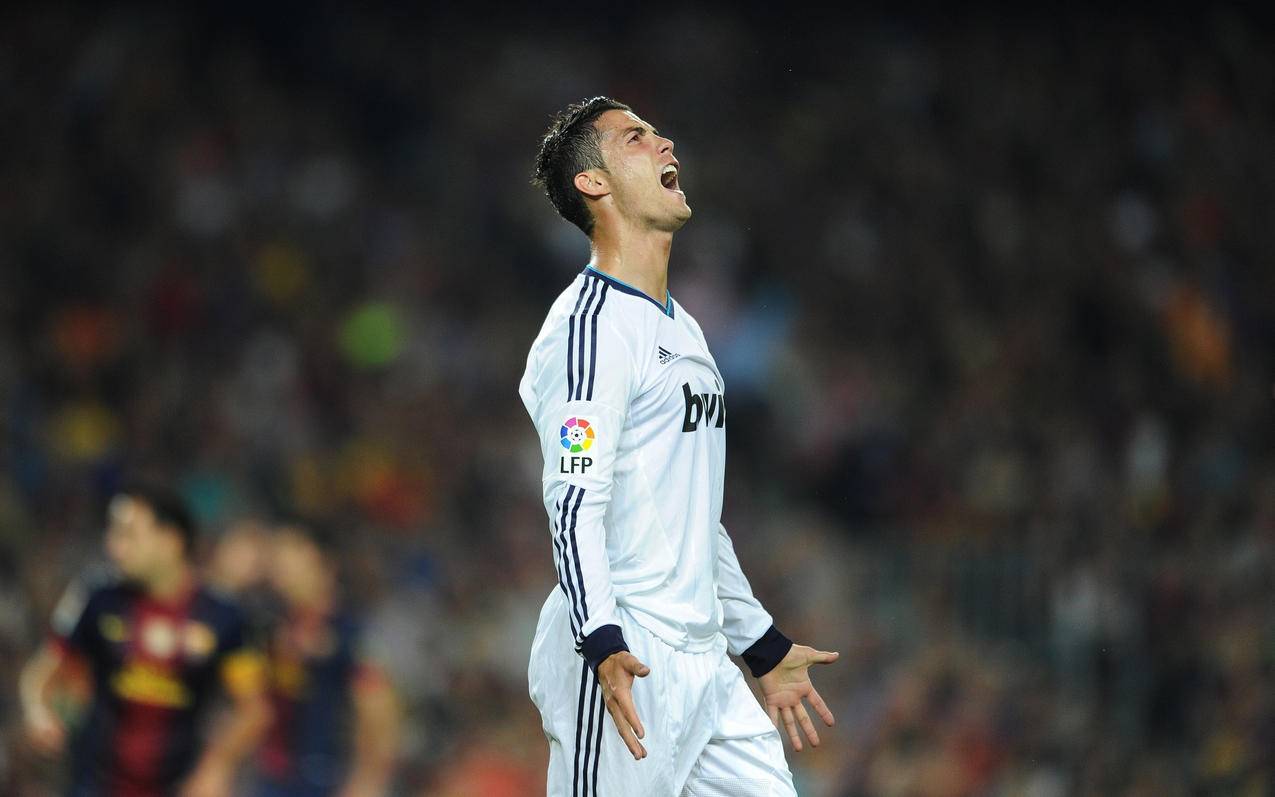 热刺旧将：弗兰克每隔五分钟就改变战术，澳波更有魄力