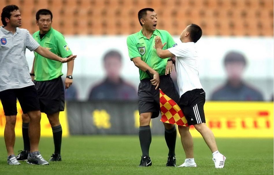 单场比赛参与5球，23岁的奥利塞打破拜仁两项纪录（23岁奥利塞单场造5球，刷新拜仁两项纪录）