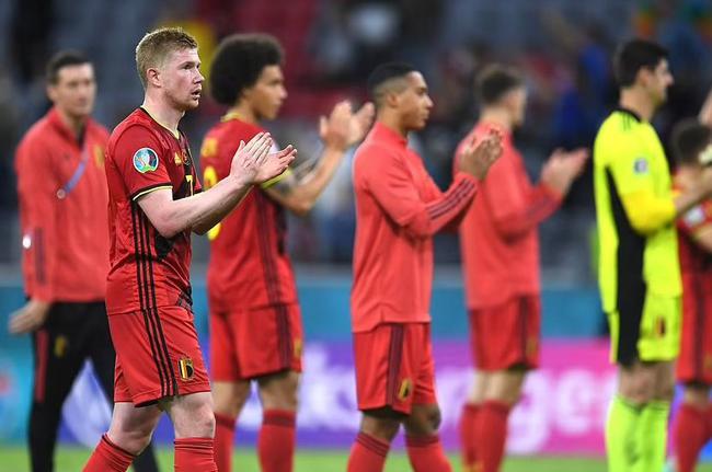 米体：联赛14轮不胜，佛罗伦萨多名球员及其家人遭死亡威胁